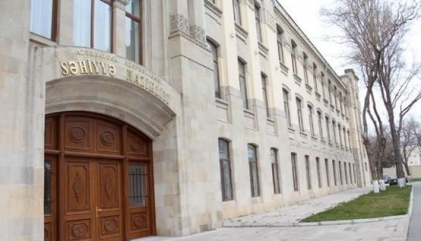 Səhiyyə Nazirliyinin şöbə müdiri işdən çıxarılıb?